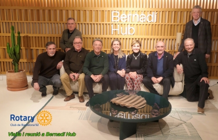 EL RC DE BARCELONA’92 VISITA BERNADI HUB
