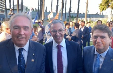 De izq. a derecha. DG Raül Font-Quer, Monsier Olivier Ramadour y Jordi S. Grau, secretario del distrito.